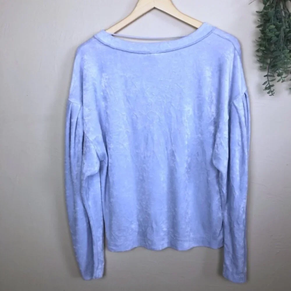 Free People Crushed Velvet Sweatshirt Blue size‎ Small